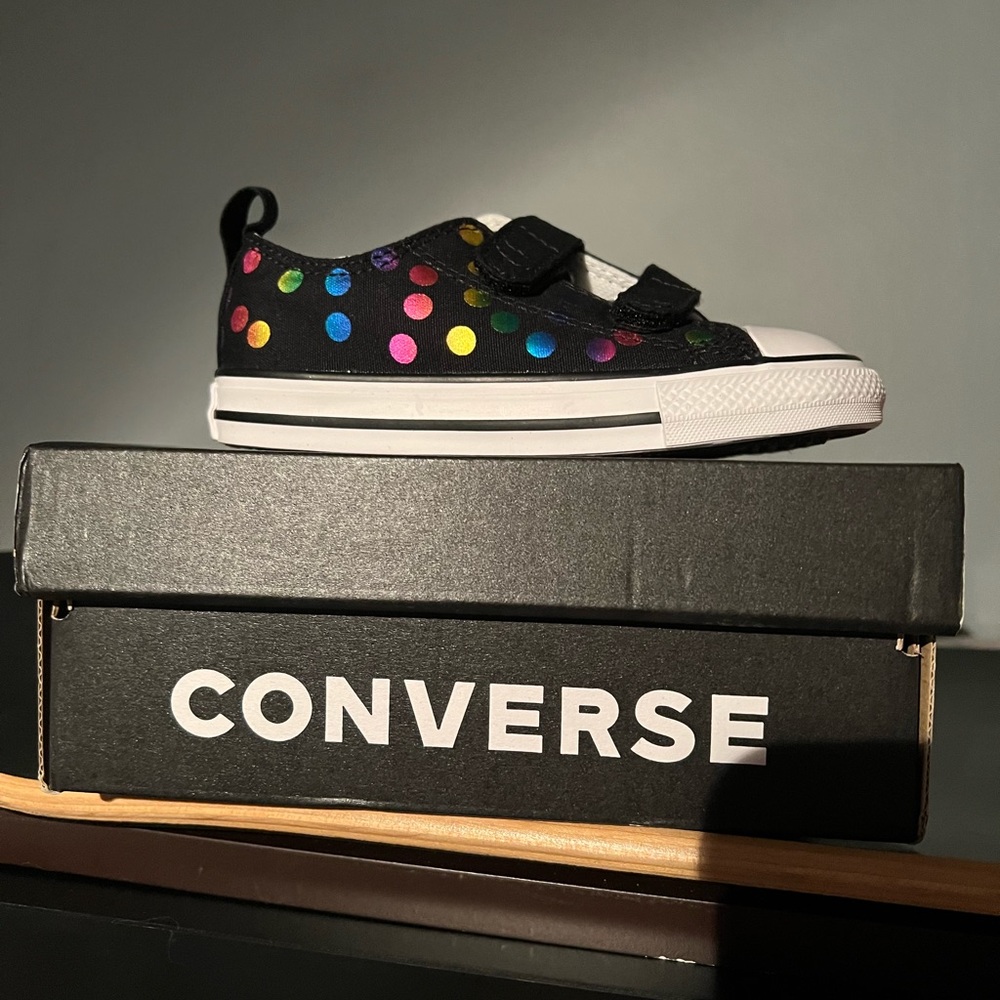 Converse, All Star, infant/toddler shoes size 8